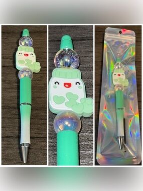 Healthcare worker beaded focal pen
